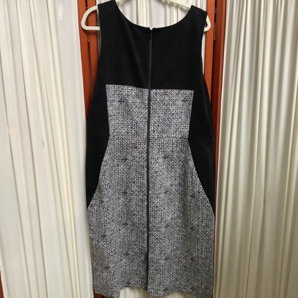 Classiques Entier Colorblock Sleeveless Dress Black/ White Size 20W - Picture 5 of 13